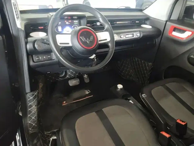 Wuling Hongguang Mini EV — Фото автомобиля 9