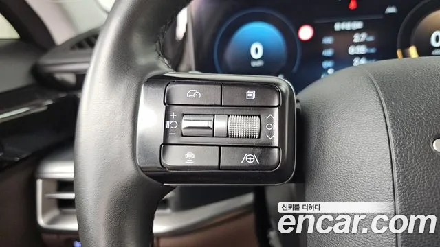 Hyundai Grandeur Grandeur (GN7) 2.5 Бензин 2WD — Фото автомобиля 19
