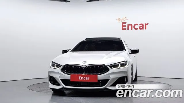 BMW 8 Series — Фото автомобиля 3