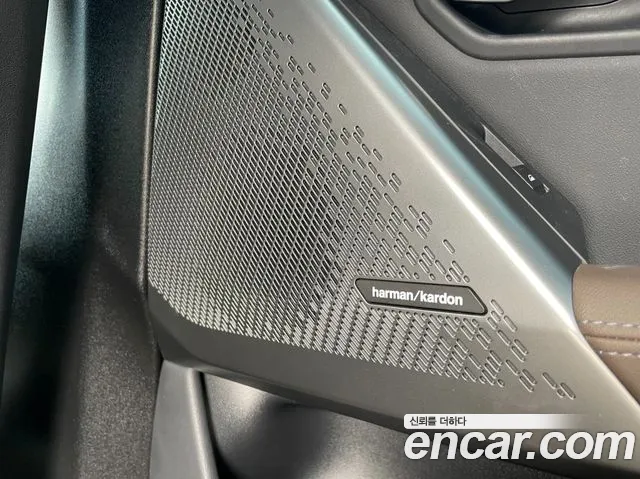 BMW 5 Series — Фото автомобиля 14