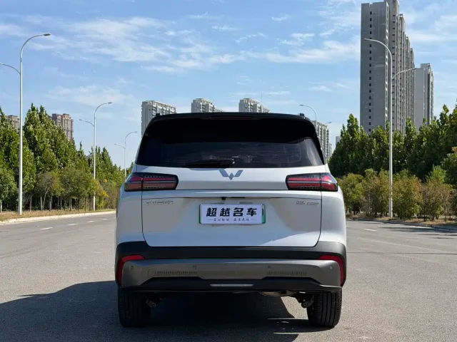 Wuling Starlight 560 — Фото автомобиля 6