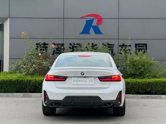 BMW 3 Series — Фото автомобиля 8