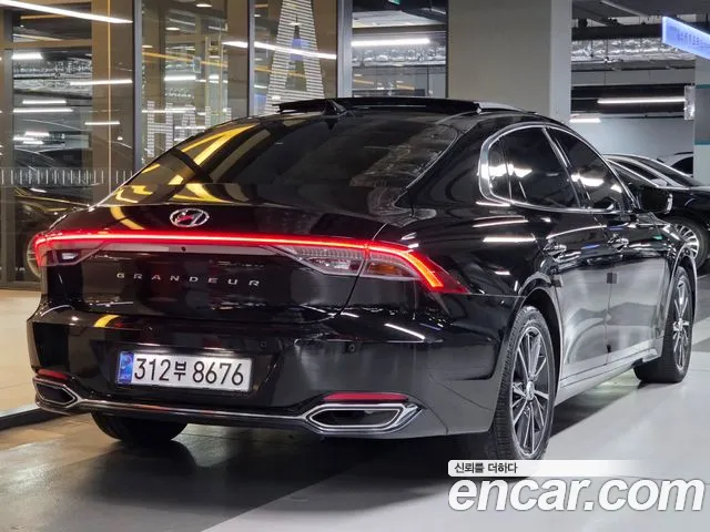 Hyundai Grandeur Grandeur (New) — Фото автомобиля 4