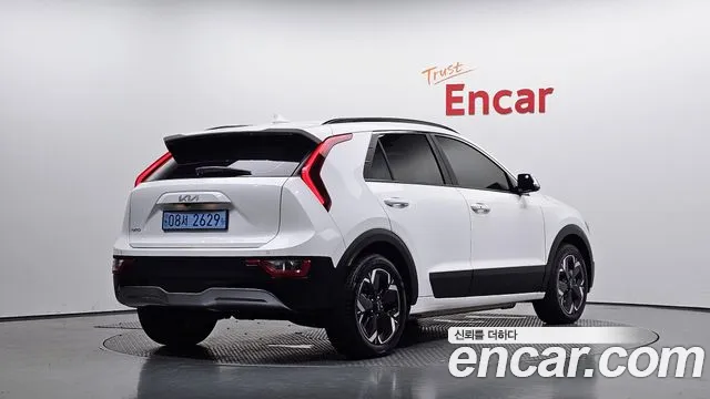 Kia Niro Niro (New) — Фото автомобиля 2