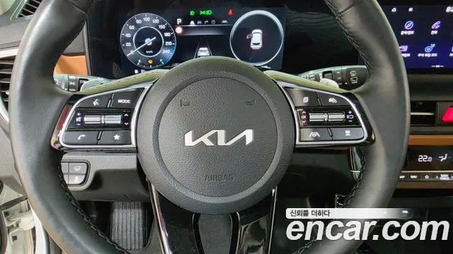 Kia Seltos Новый Seltos Бензин 2.0 2WD — Фото автомобиля 13