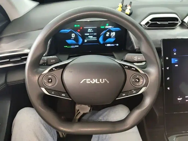 Dongfeng SKY EV01 — Фото автомобиля 10