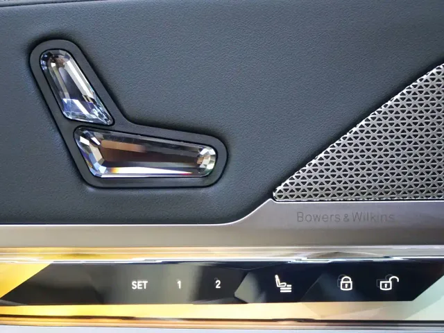 BMW 7 Series — Фото автомобиля 14