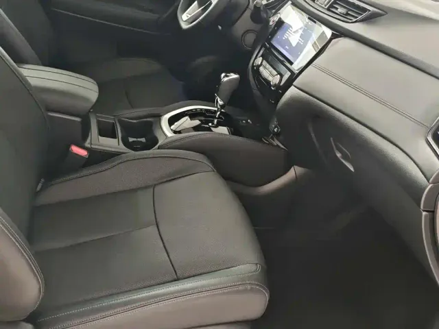 Nissan X-Trail — Фото автомобиля 11