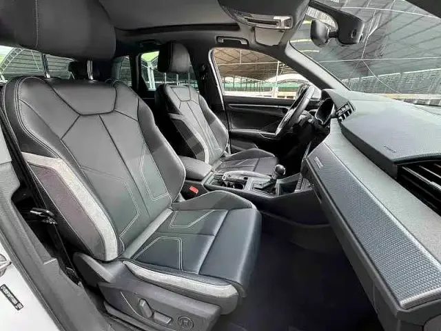 Audi Q3 — Фото автомобиля 9