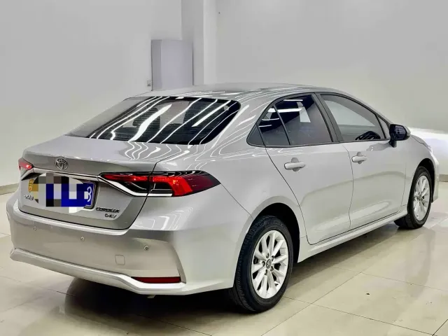 Toyota Corolla — Фото автомобиля 4