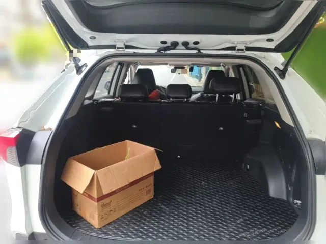 Toyota RAV4 — Фото автомобиля 15