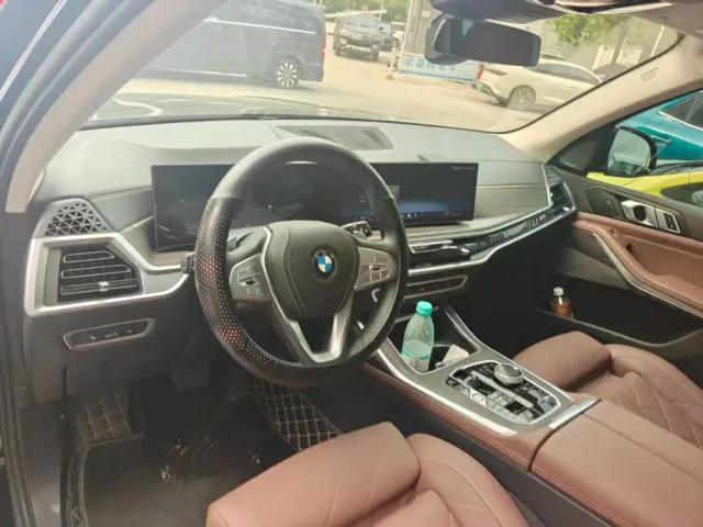 BMW X7 — Фото автомобиля 5