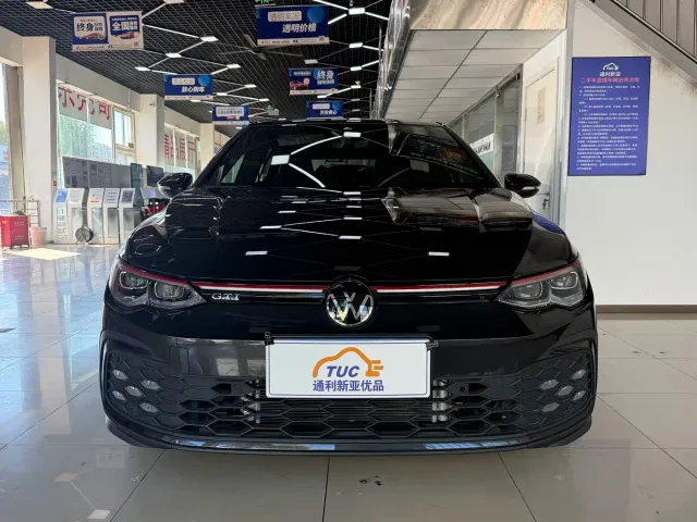 Volkswagen Golf GTI — Фото автомобиля 2