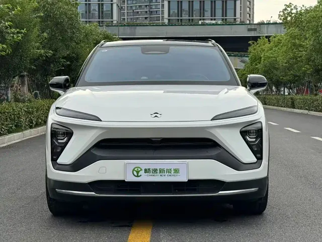 Nio ES6 — Фото автомобиля 2