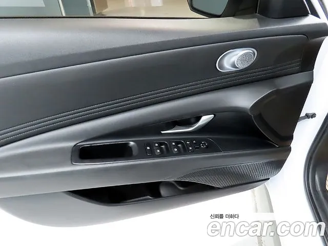 Hyundai Avante CN7 — Фото автомобиля 13
