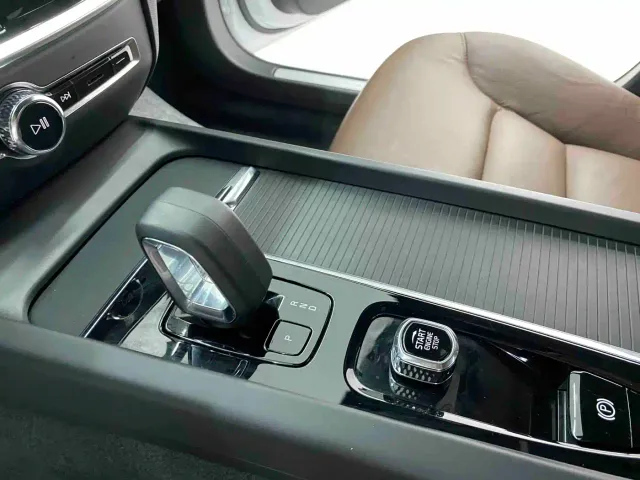 Volvo S60 — Фото автомобиля 16