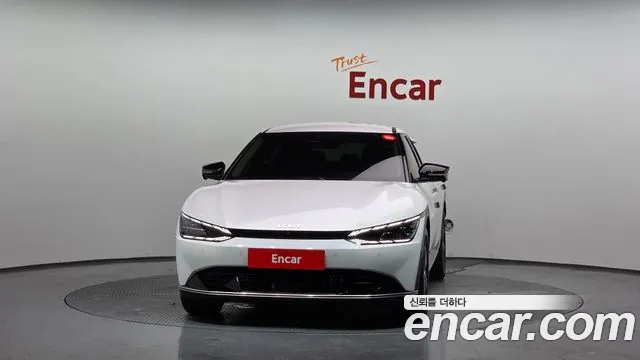 Kia EV6 — Фото автомобиля 3