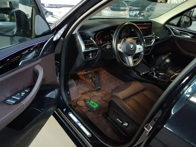 BMW X3 — Фото автомобиля 11