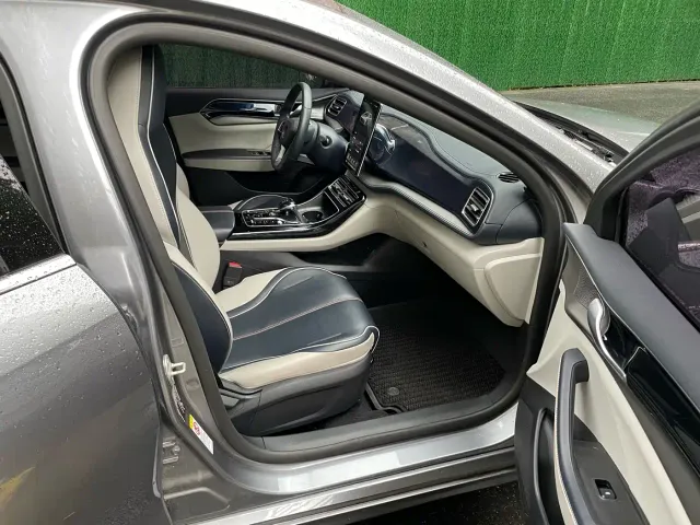 BYD Qin PLUS — Фото автомобиля 19
