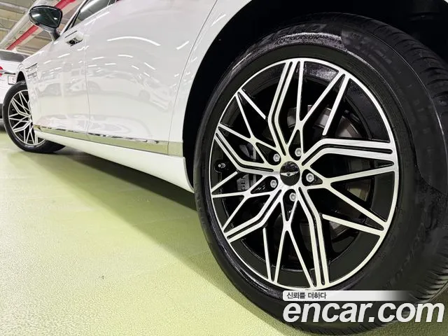Genesis G90 Бензин 3.5 Turbo 2WD — Фото автомобиля 7