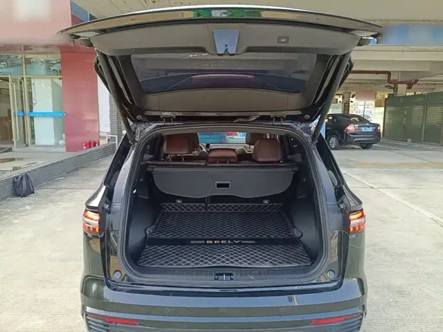 Geely Xingyue L — Фото автомобиля 18