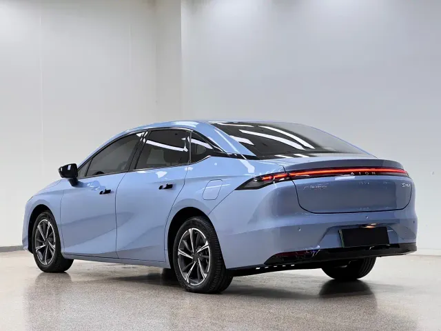 GAC Aion S MAX — Фото автомобиля 5