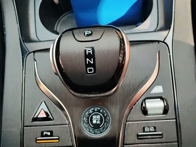 BYD Qin PLUS — Фото автомобиля 15