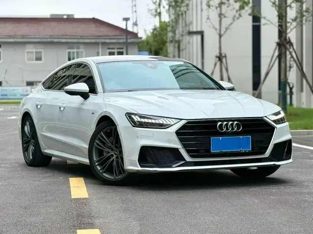 Audi A7 — Фото автомобиля 3