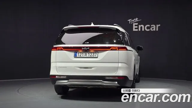 Kia Canival Carnival 4 поколение Бензин 9 мест Signature — Фото автомобиля 4