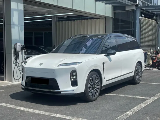 Фотография автомобиля — Nio ES8
