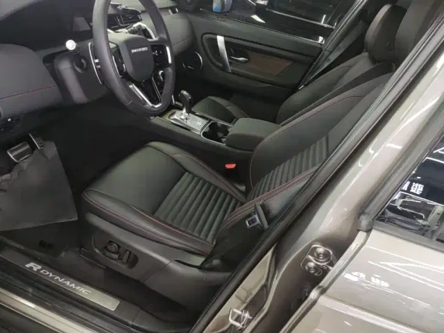 Land Rover Discovery Sport — Фото автомобиля 14