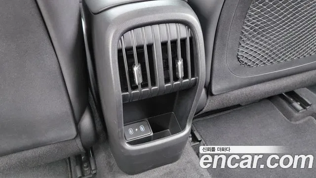 Hyundai Kona Kona (SX2) Бензин 1.6 турбо 2WD — Фото автомобиля 20