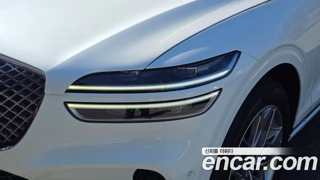 Genesis GV70 — Фото автомобиля 7