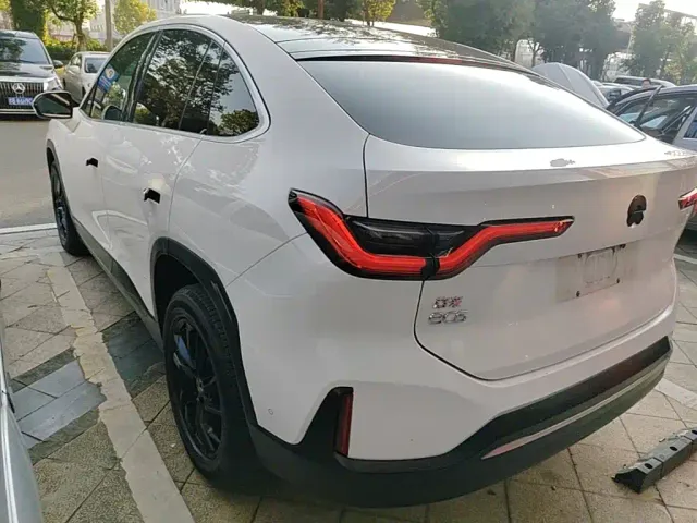 Nio EC6 — Фото автомобиля 4