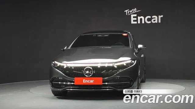 Mercedes-Benz EQS — Фото автомобиля 3