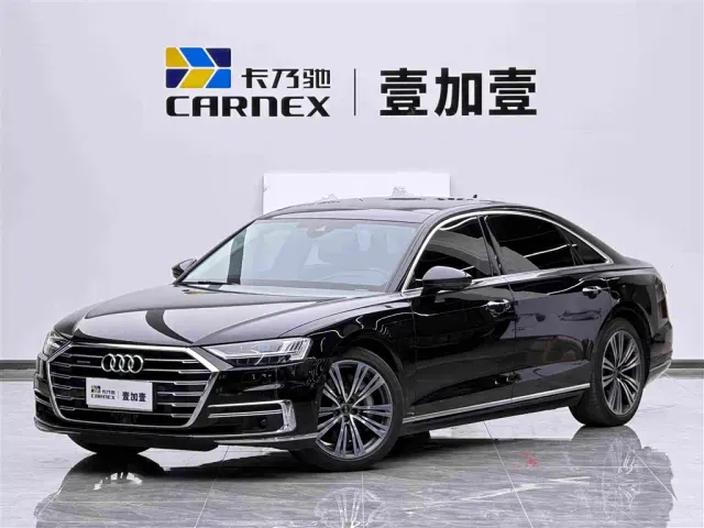 Фотография автомобиля — Audi A8