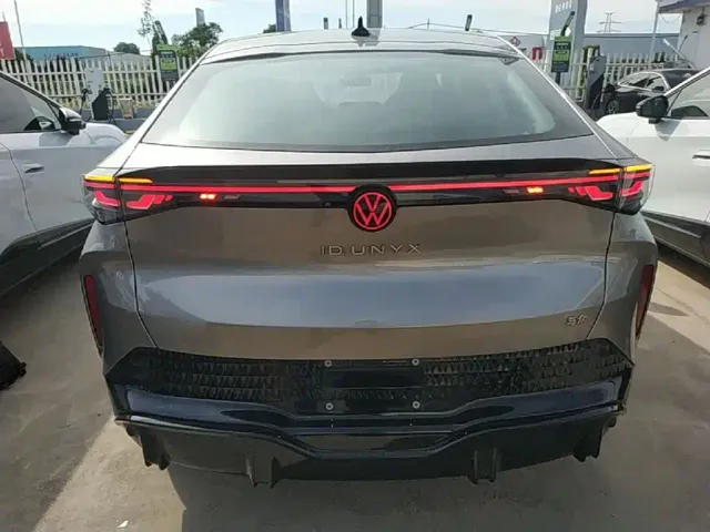 Volkswagen ID. Unyx 06 — Фото автомобиля 5