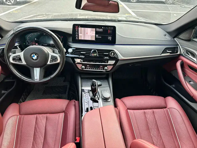 BMW 5 Series — Фото автомобиля 15