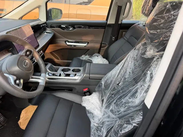 GAC Trumpchi E8 — Фото автомобиля 12