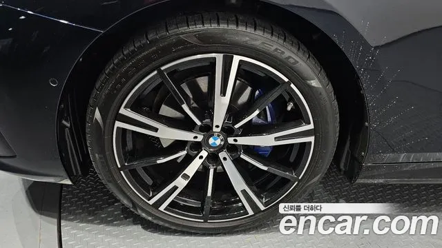 BMW 5-Series 5 серия (G60) 530i xDrive M Sport — Фото автомобиля 5