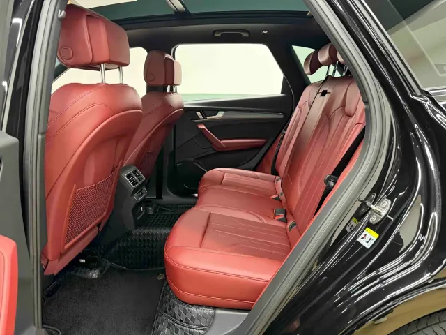 Audi Q5L — Фото автомобиля 16