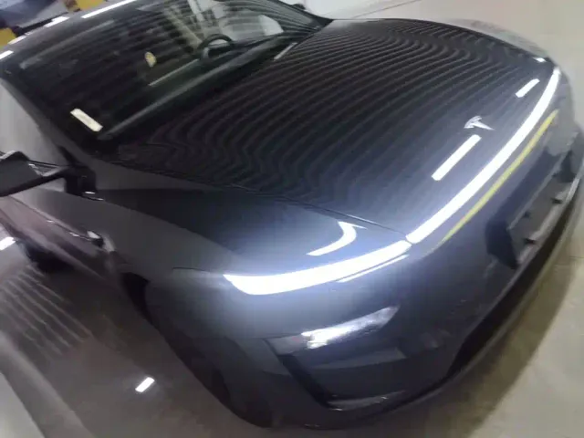 Tesla Model Y — Фото автомобиля 3