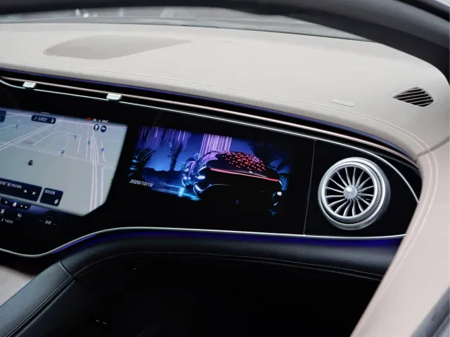 Mercedes-Benz EQS — Фото автомобиля 16