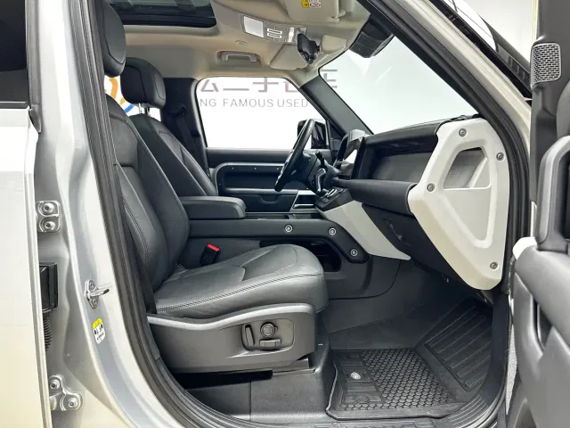 Land Rover Defender — Фото автомобиля 20