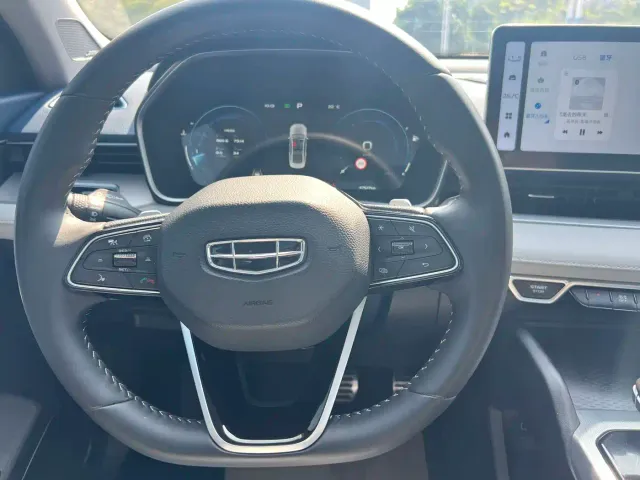 Geely Xingrui — Фото автомобиля 10