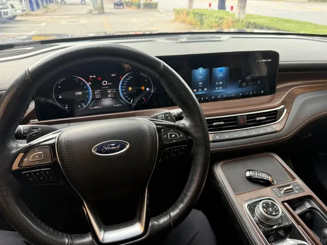 Ford Territory — Фото автомобиля 15