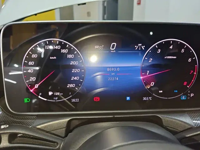 Mercedes-Benz C-Class — Фото автомобиля 11
