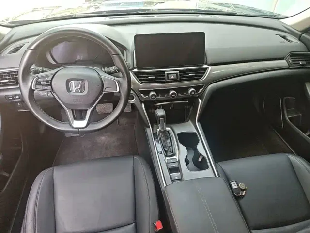 Honda Accord — Фото автомобиля 13