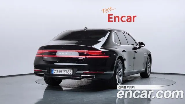 Genesis G90 Бензин 3.5 турбо AWD — Фото автомобиля 2