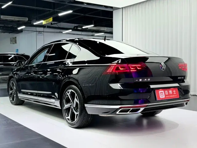 Volkswagen Magotan — Фото автомобиля 10